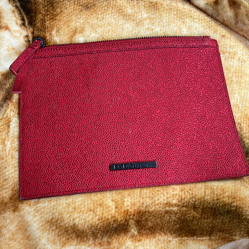 Bcbgeneration Pouch